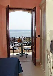 Kalos Hotel Giardini Naxos